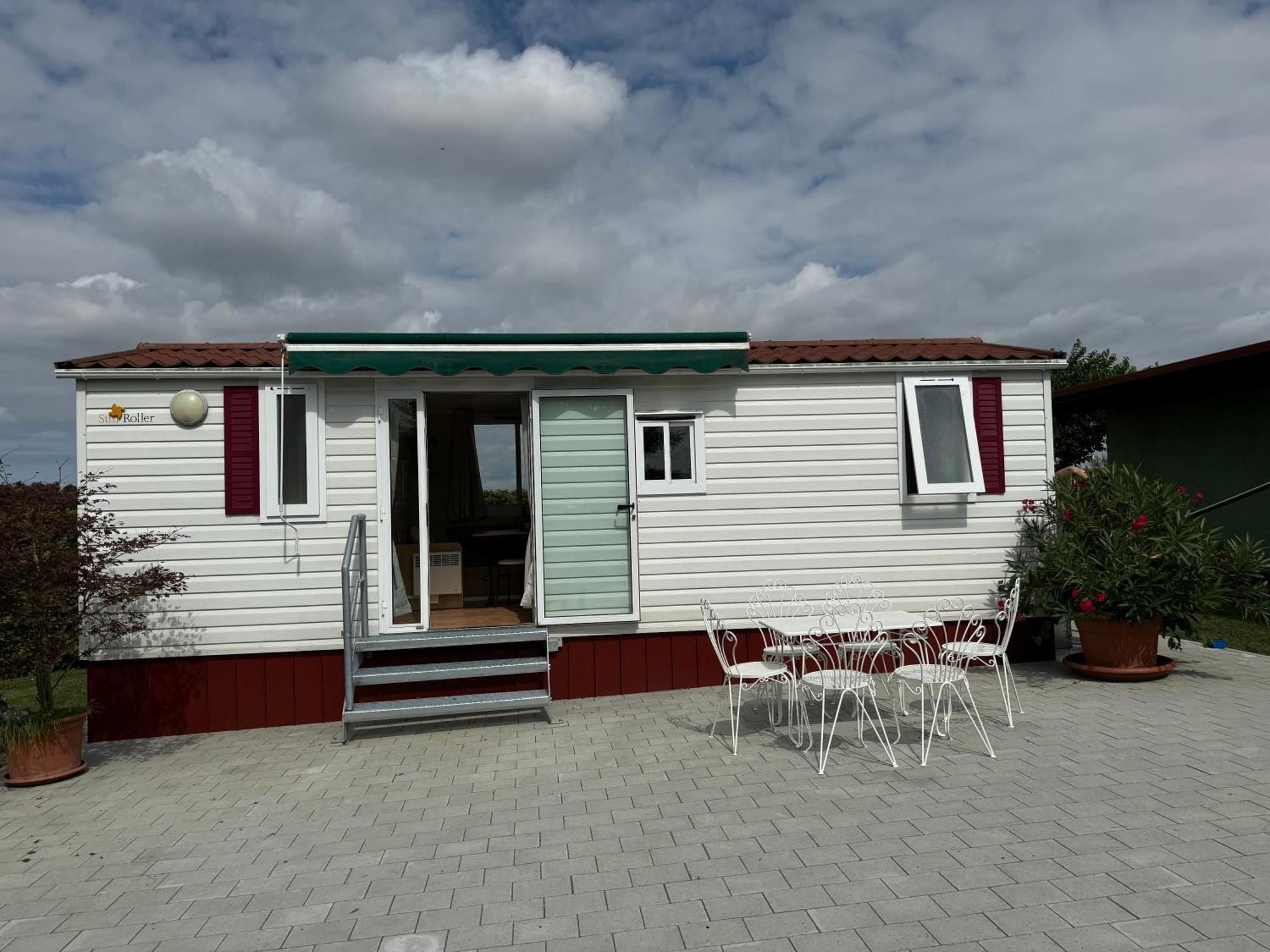Mobilheim Tinyhouse Apartament *